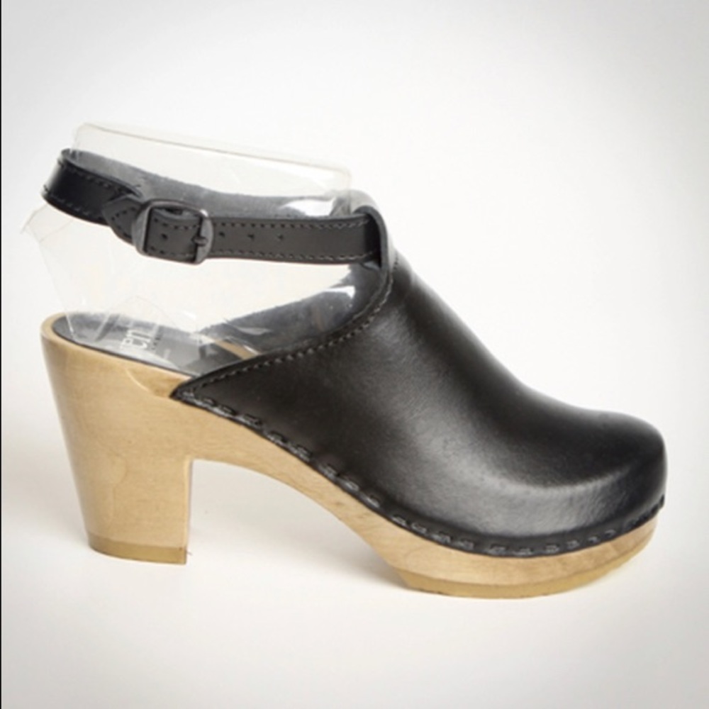 Sven Halter Style Clog, Black leather